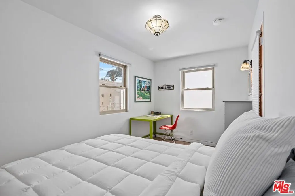 666 Marr Street, Venice, California 90291 home-pic-11