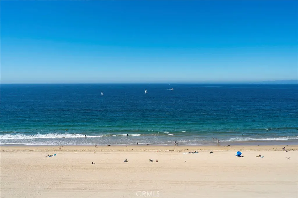 531 Esplanade 313, Redondo Beach, California 90277 home-pic-25
