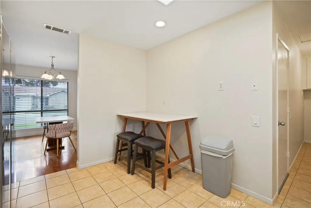 5118 Village 5, Camarillo, California 93012 home-pic-18