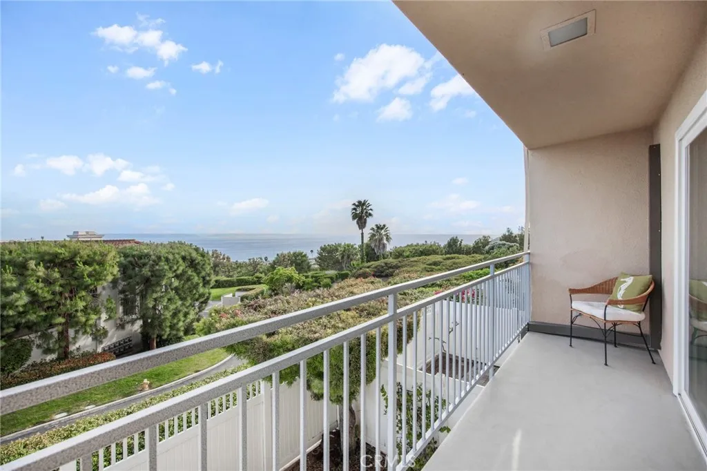 2235 W 25th Street 123, San Pedro, California 90732 home-pic-1