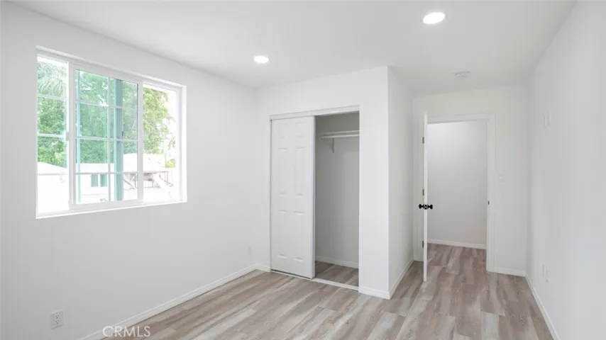 18413 Erwin Street, Tarzana, California 91335