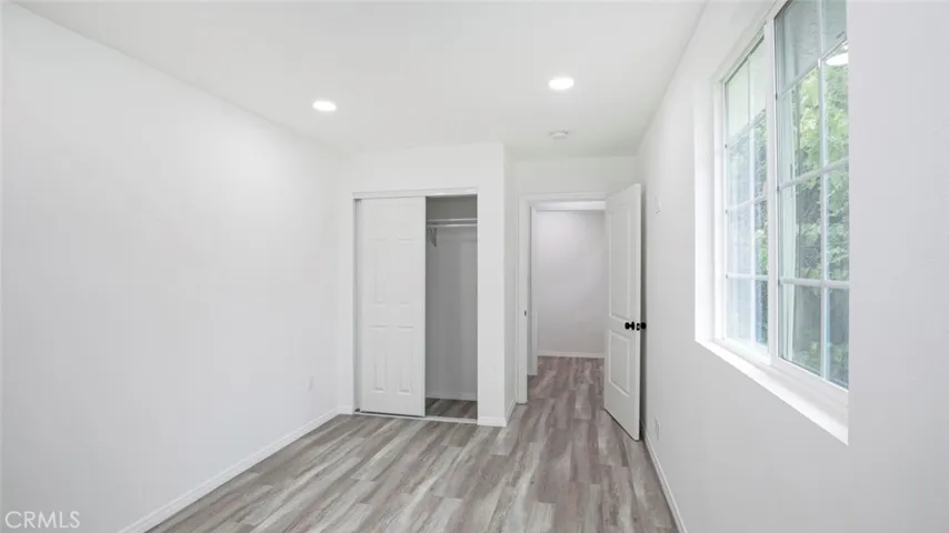 18413 Erwin Street, Tarzana, California 91335