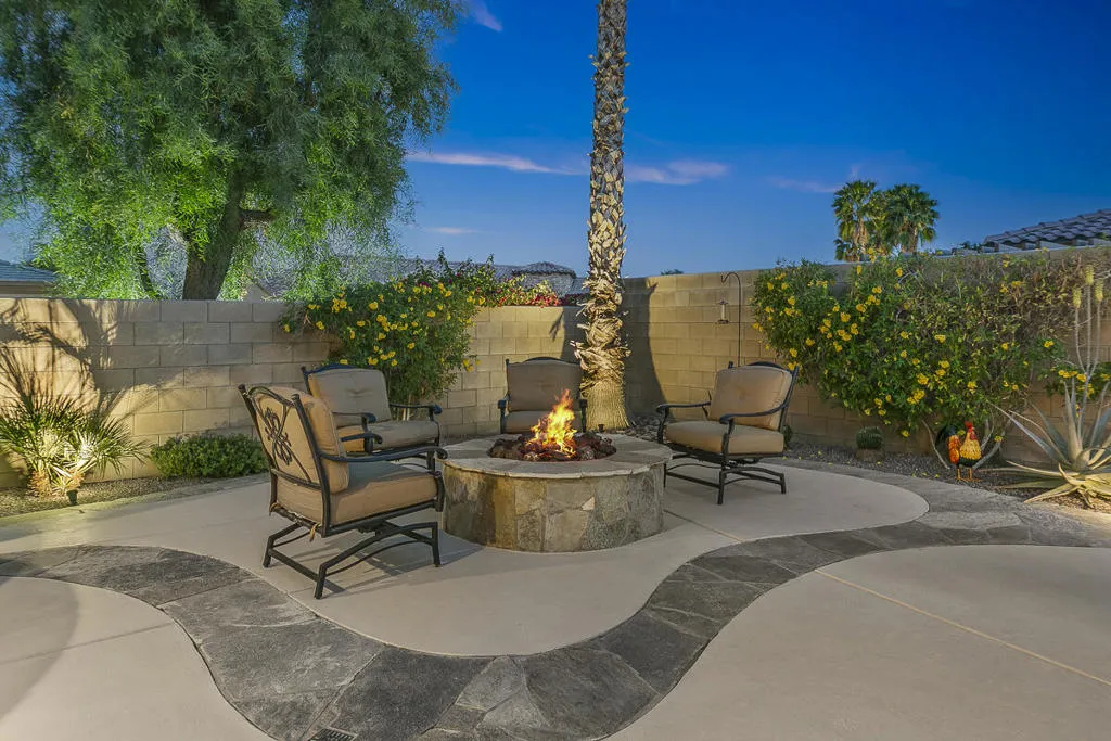 81129 Soarking Hawk Court, Indio, California 92201 home-pic-57