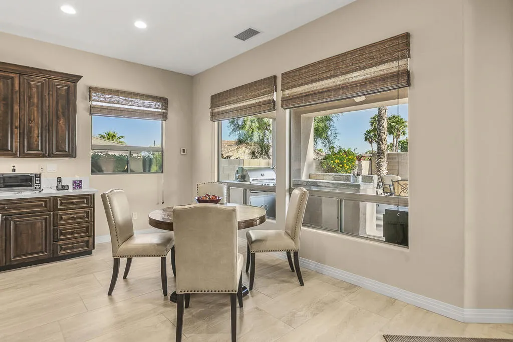 81129 Soarking Hawk Court, Indio, California 92201 home-pic-19