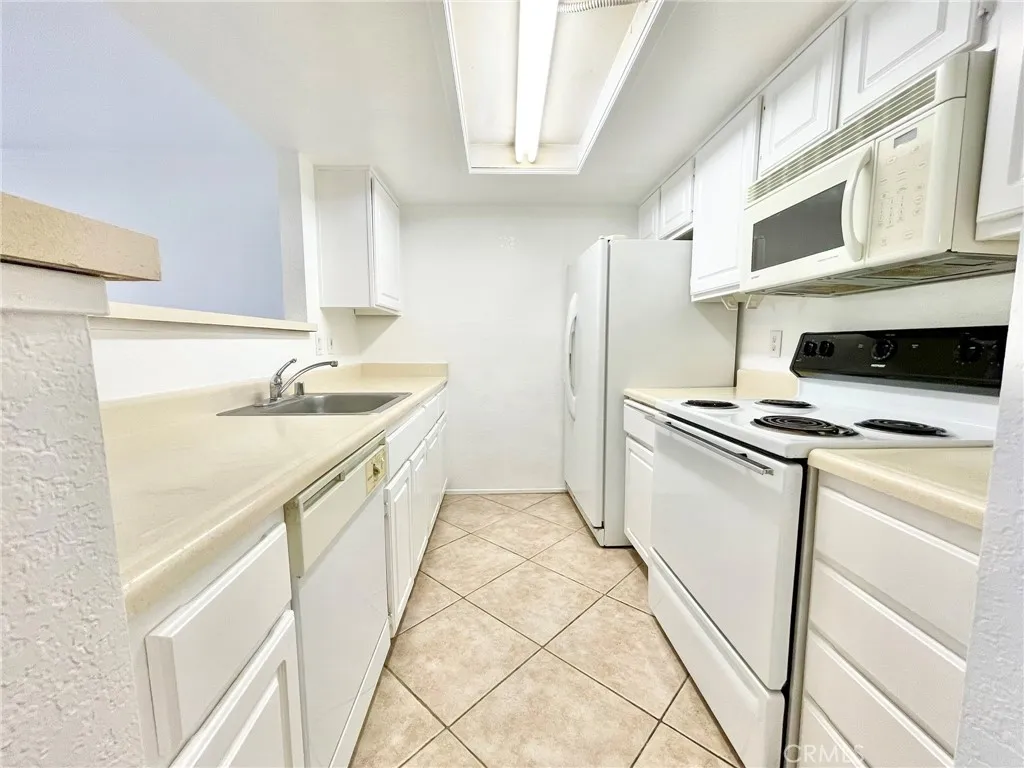 10151 Arrow 138, Rancho Cucamonga, California 91730 home-pic-11