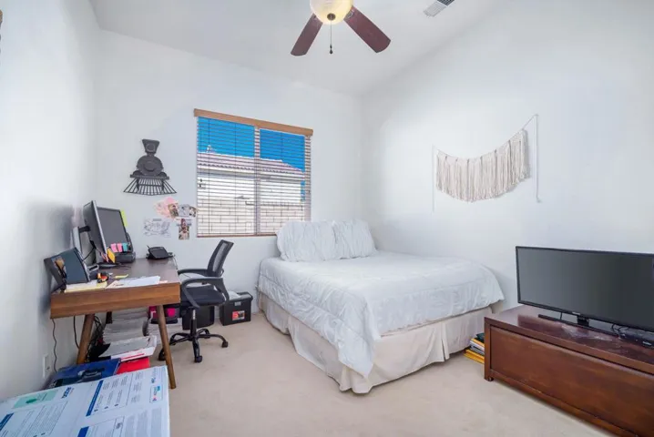 39-web-or-mls-HRParkway_2022_039
