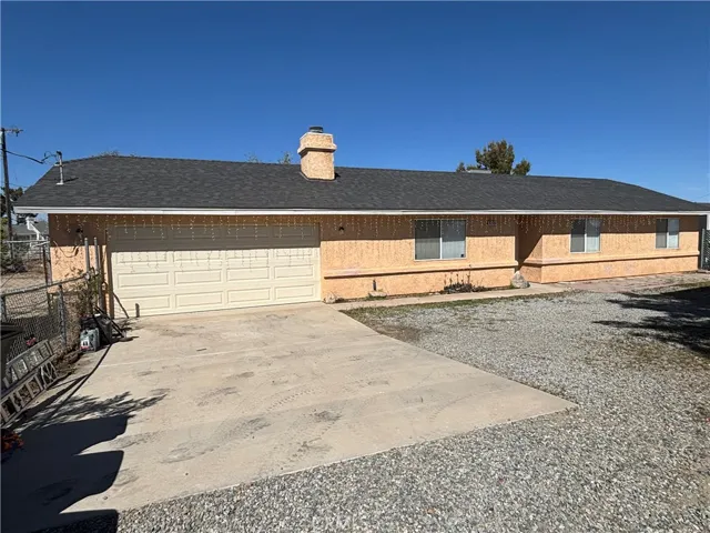 14366 Bambi Ct, Phelan, California 92371
