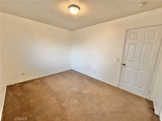 14366 Bambi Ct, Phelan, California 92371