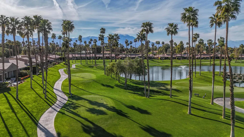 76130 Honeysuckle Drive, Palm Desert, California 92211 home-pic-9