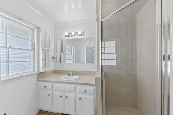680 Fairway Circle, Hillsborough, California 94010