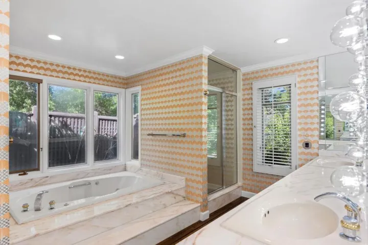 680 Fairway Circle, Hillsborough, California 94010