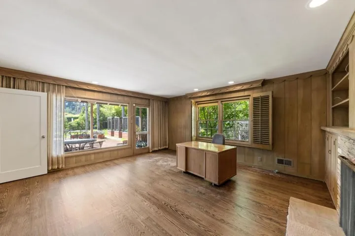 680 Fairway Circle, Hillsborough, California 94010