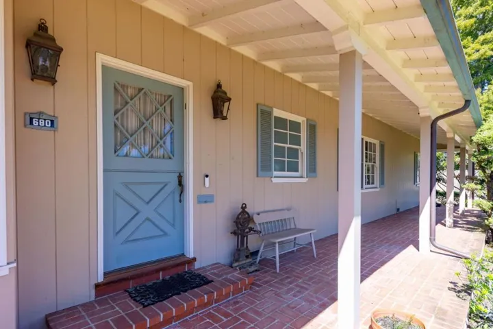 680 Fairway Circle, Hillsborough, California 94010