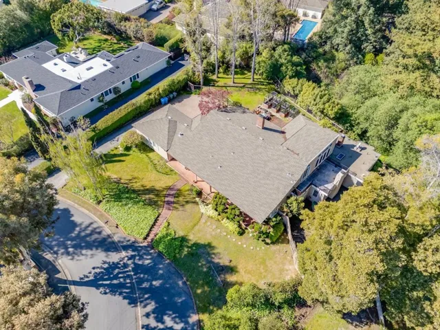 680 Fairway Circle, Hillsborough, California 94010