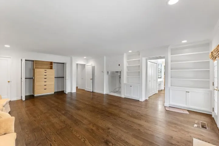 680 Fairway Circle, Hillsborough, California 94010