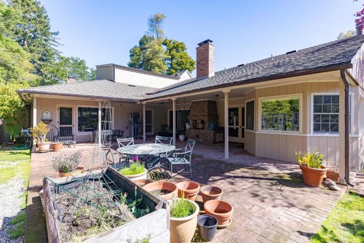 680 Fairway Circle, Hillsborough, California 94010