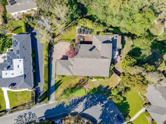 680 Fairway Circle, Hillsborough, California 94010
