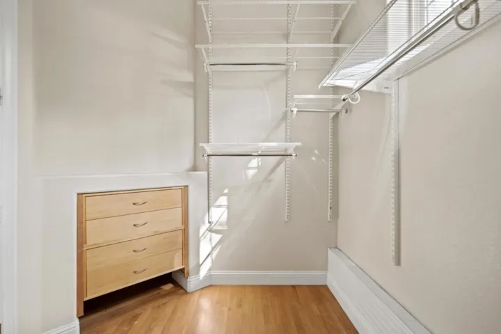 16060 Cerro Vista Drive, Los Gatos, California 95032