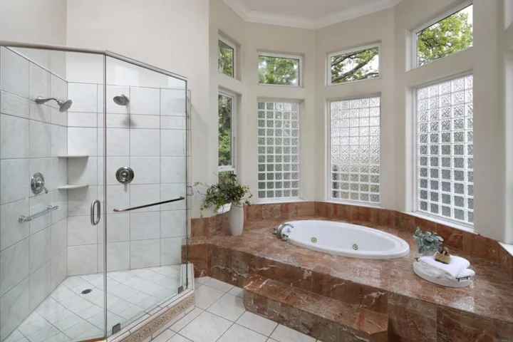 16060 Cerro Vista Drive, Los Gatos, California 95032
