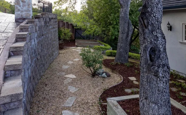 16060 Cerro Vista Drive, Los Gatos, California 95032