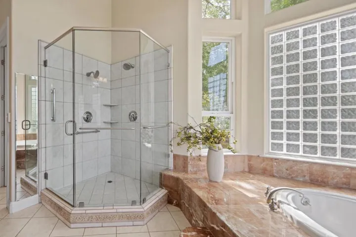 16060 Cerro Vista Drive, Los Gatos, California 95032