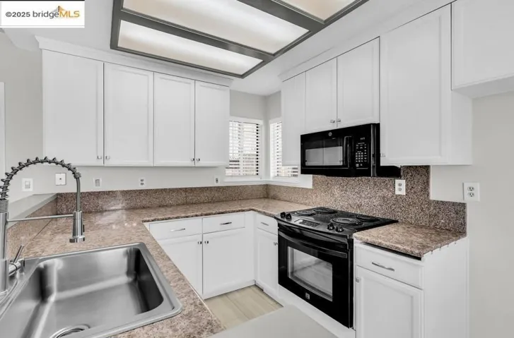 9438 Tuscany Circle, Stockton, California 95207-9999