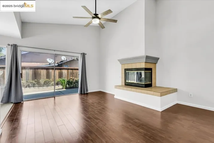 9438 Tuscany Circle, Stockton, California 95207-9999