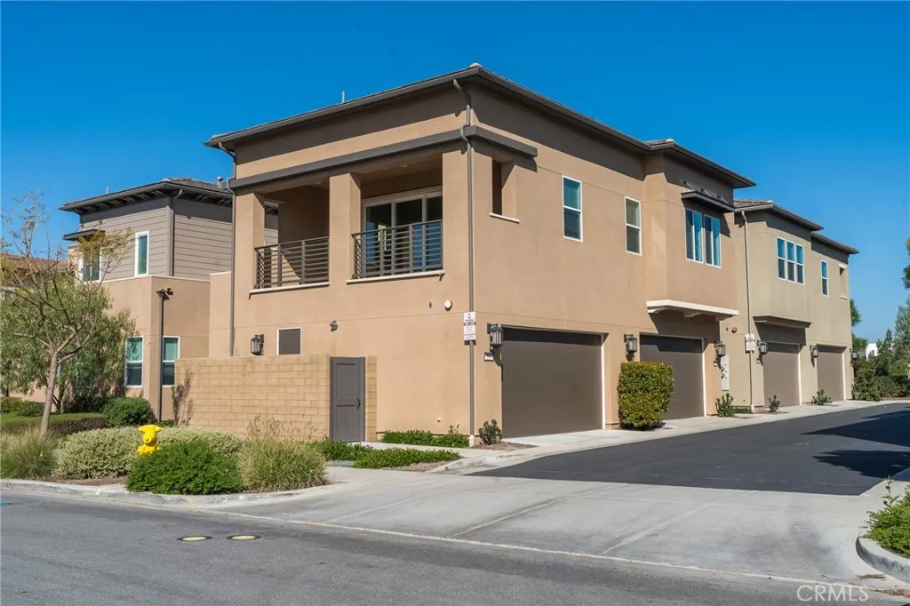 231 Follyhatch, Irvine, California 92618, 3 Bedrooms Bedrooms, ,3 BathroomsBathrooms,Residential Lease,For Rent,Follyhatch,CV25080956