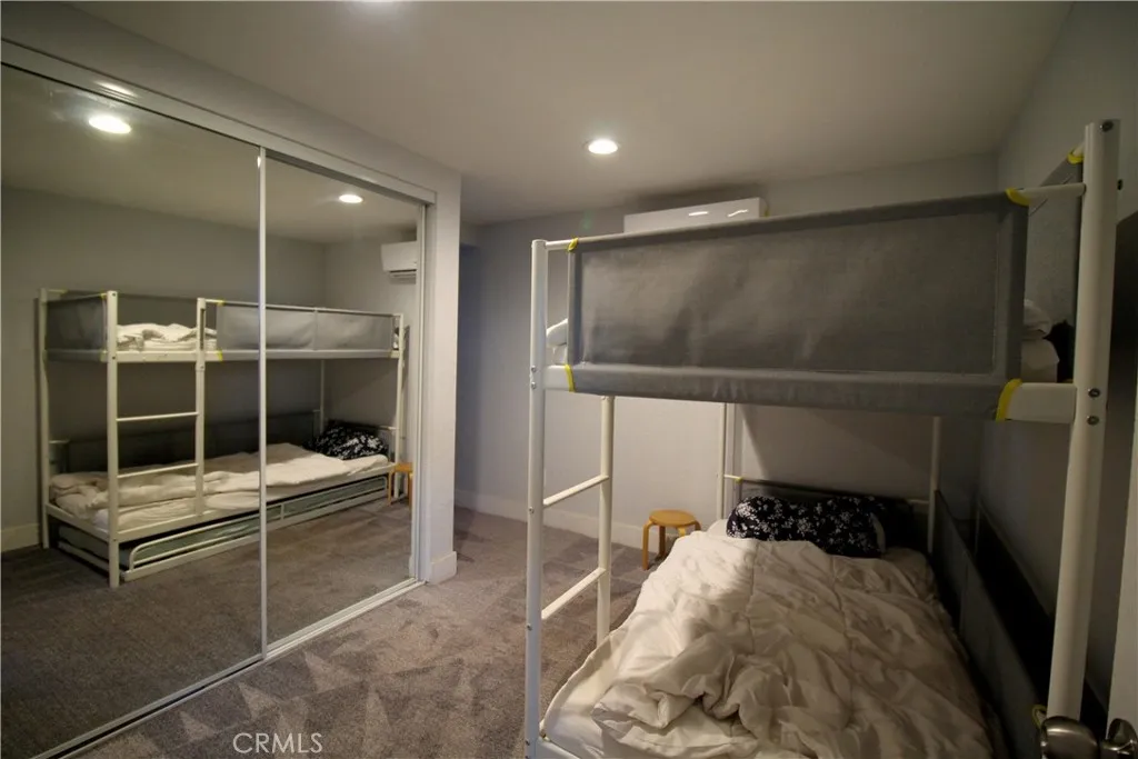 30904 Live Oak Drive, Running Springs, California 92382 home-pic-17