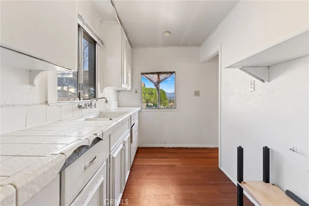 1406 Prospect Dr., Pomona, California 91766 home-pic-49