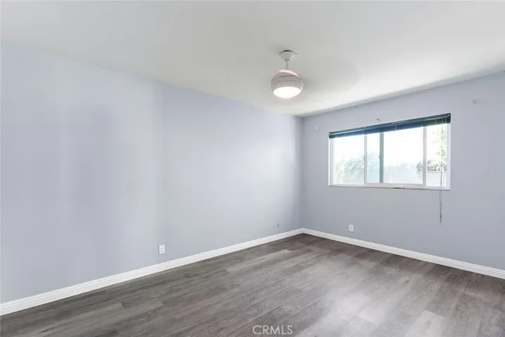 Secondary bedroom - 3