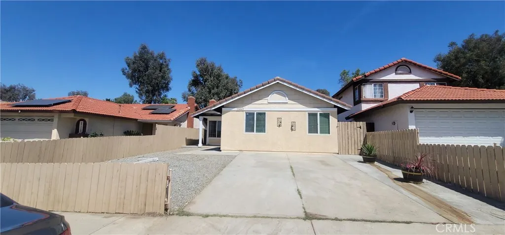 23840 Cold Spg, Moreno Valley, California 92557 home-pic-2