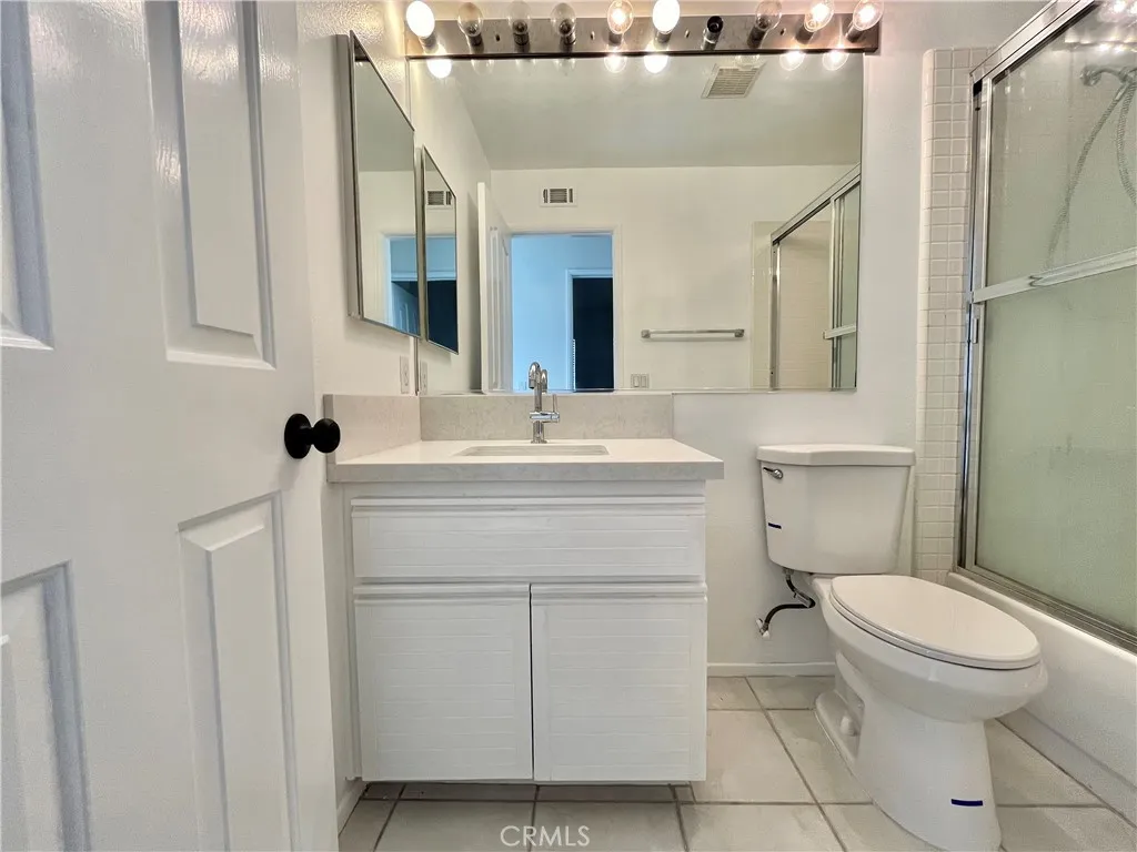 217 Encantado, Rancho Santa Margarita, California 92688 home-pic-14