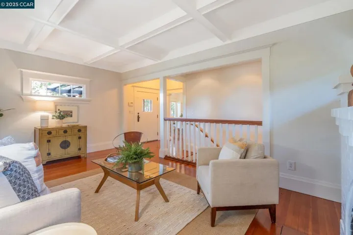 240 Monte Vista Ave, Oakland, California 94611