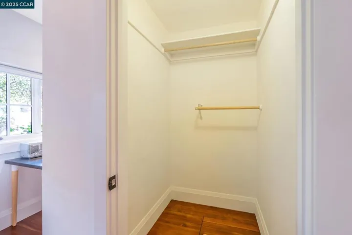 240 Monte Vista Ave, Oakland, California 94611