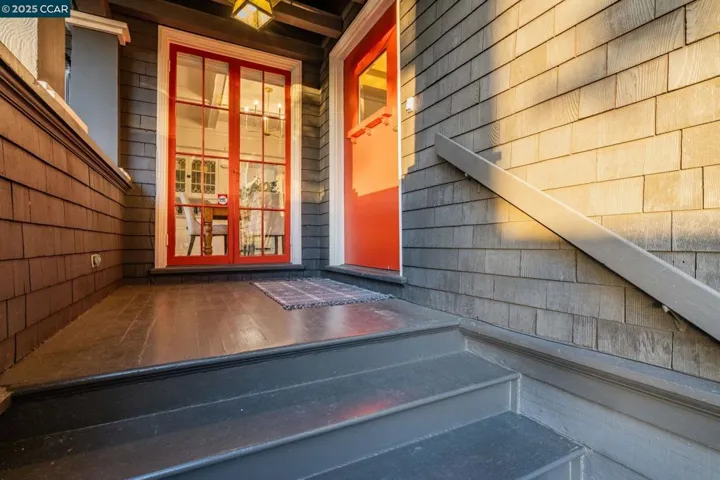 240 Monte Vista Ave, Oakland, California 94611