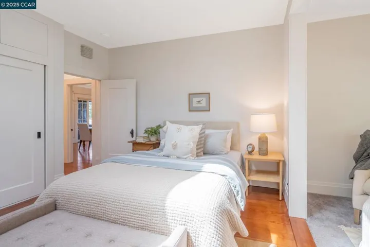 240 Monte Vista Ave, Oakland, California 94611