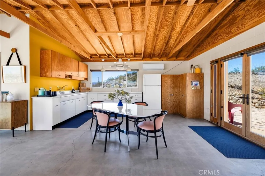 63465 Belmont Street, Joshua Tree, California 92252 home-pic-8