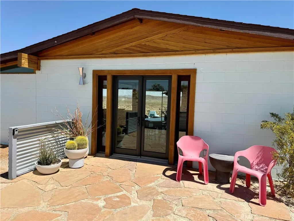 63465 Belmont Street, Joshua Tree, California 92252 home-pic-2