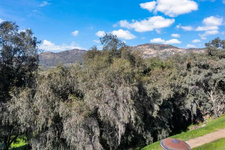 12036 Serena Rd, Lakeside, California 92040