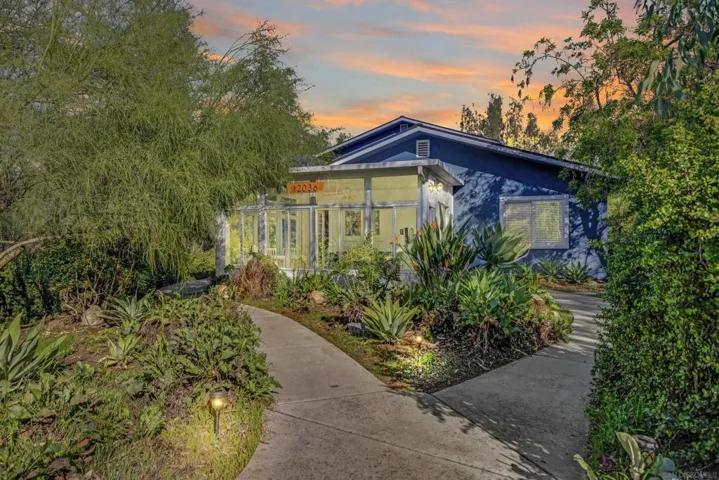 12036 Serena Rd, Lakeside, California 92040