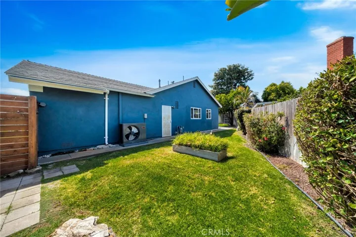 5701 Kern Drive, Huntington Beach, California 92649