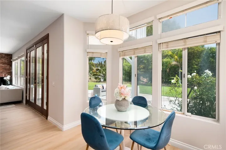 Daily dining area with expansive views adjacent to the kitchen.