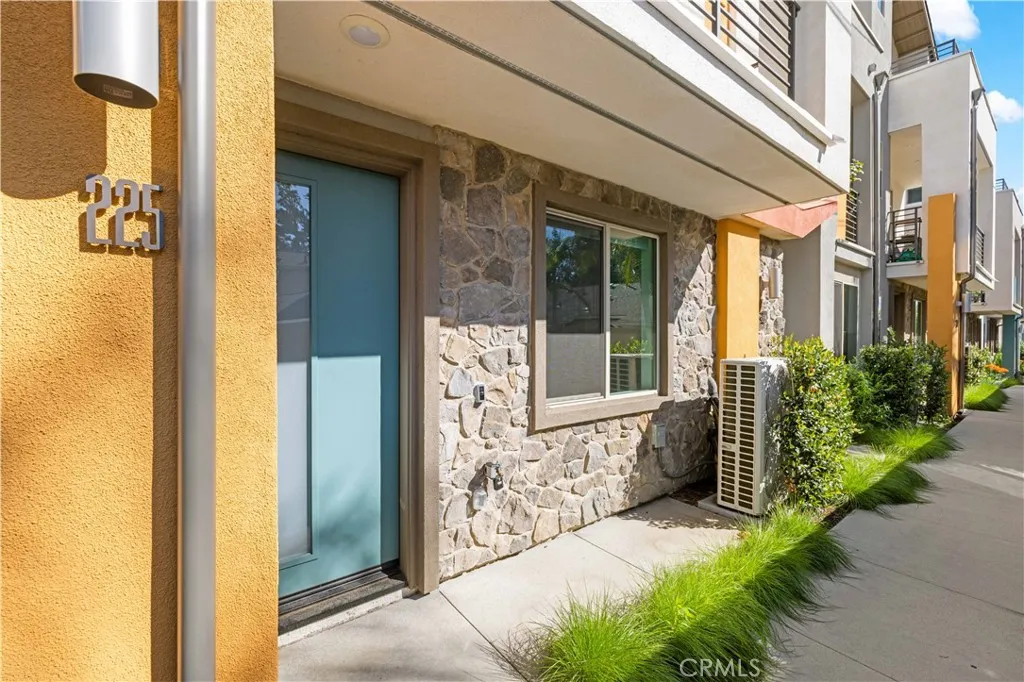 225 Scratch Road, Covina, California 91722 home-pic-3