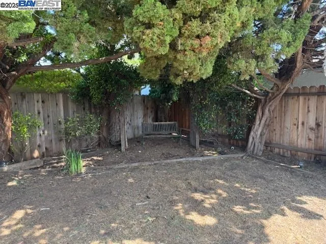 178 Hermes Ct, Hayward, California 94544-2835