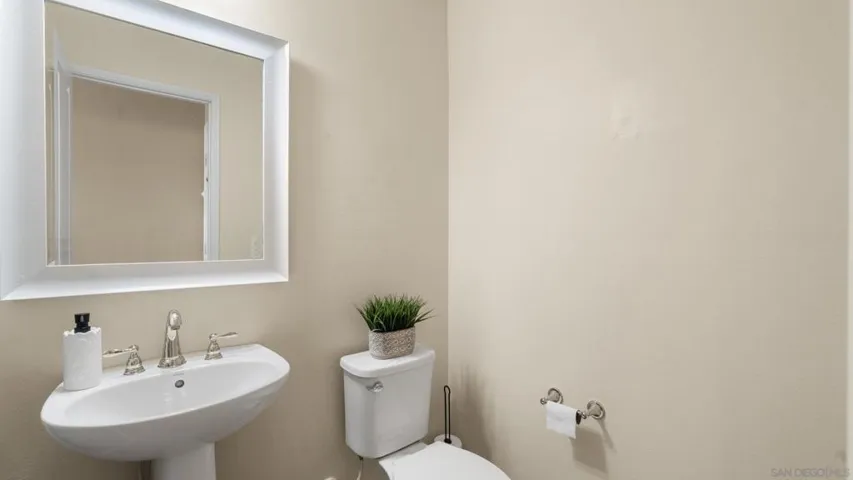 1876 Champagne Ct 4, Chula Vista, California 91913
