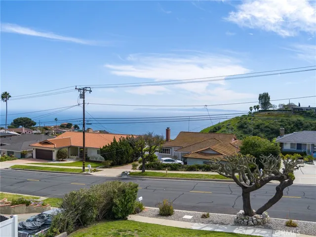 2805 Calle Aventura, Rancho Palos Verdes, California 90275