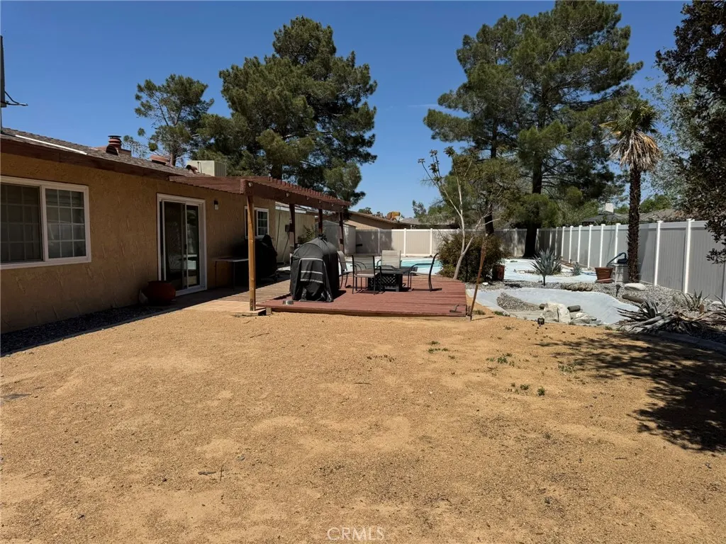 13771 Wawona Road, Apple Valley, California 92307 home-pic-28