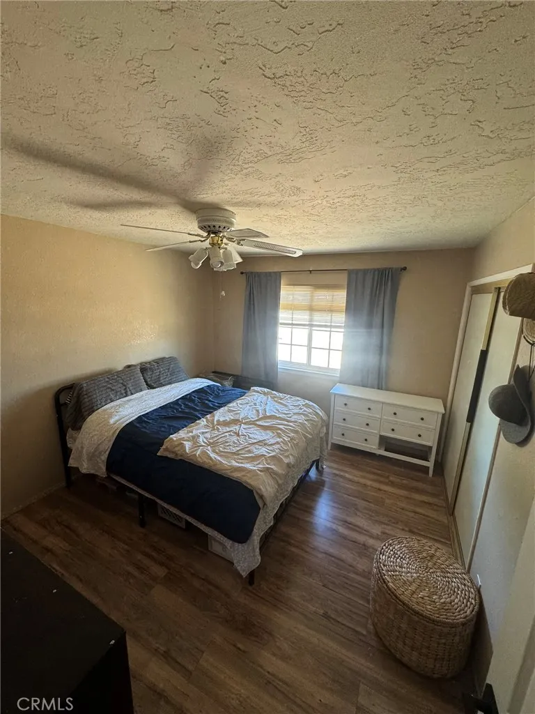 13771 Wawona Road, Apple Valley, California 92307 home-pic-18