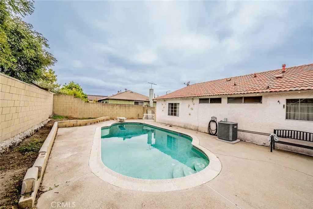 606 S Darney Avenue, West Covina, California 91792 home-pic-37